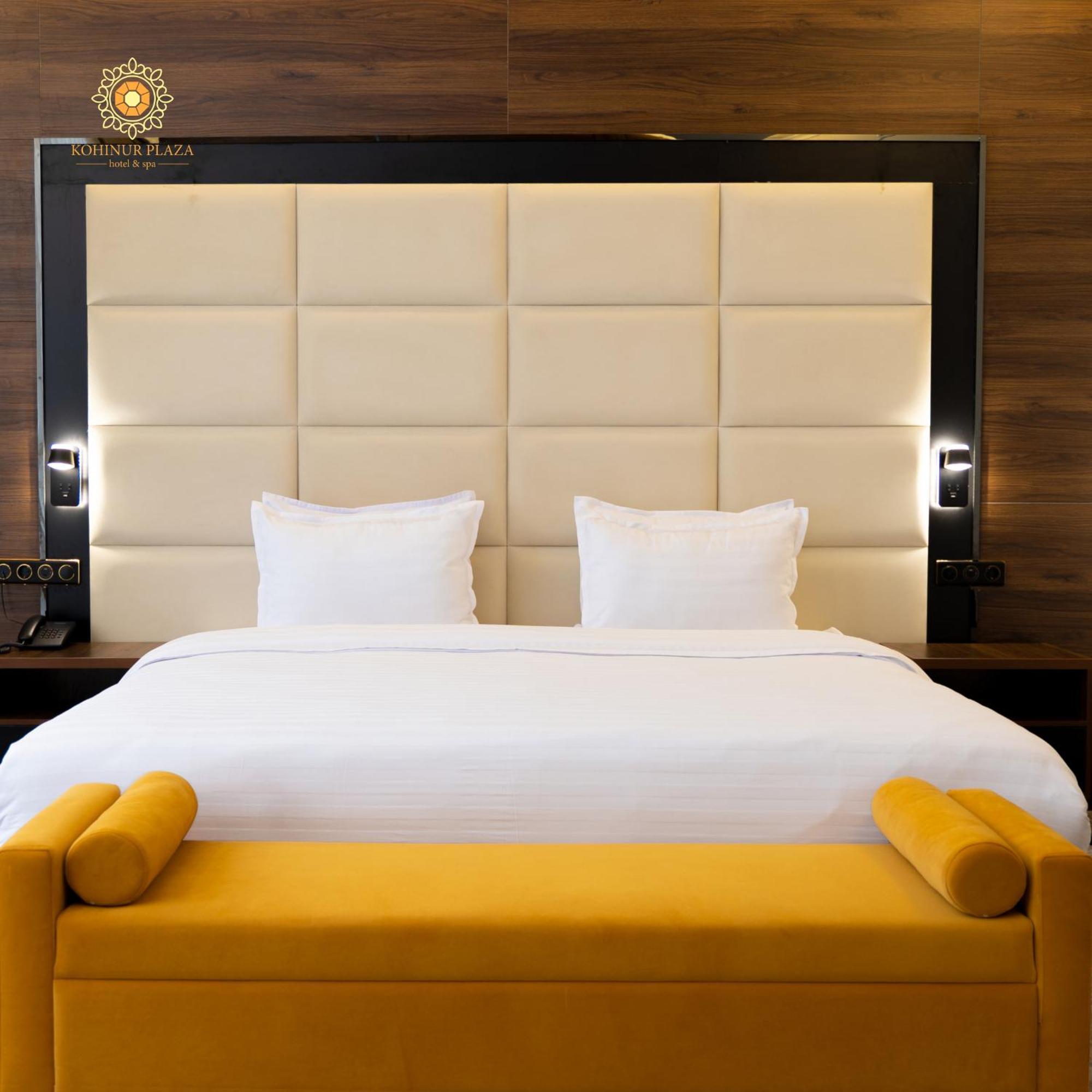 Kohinur Plaza Hotel Samarkand Bagian luar foto